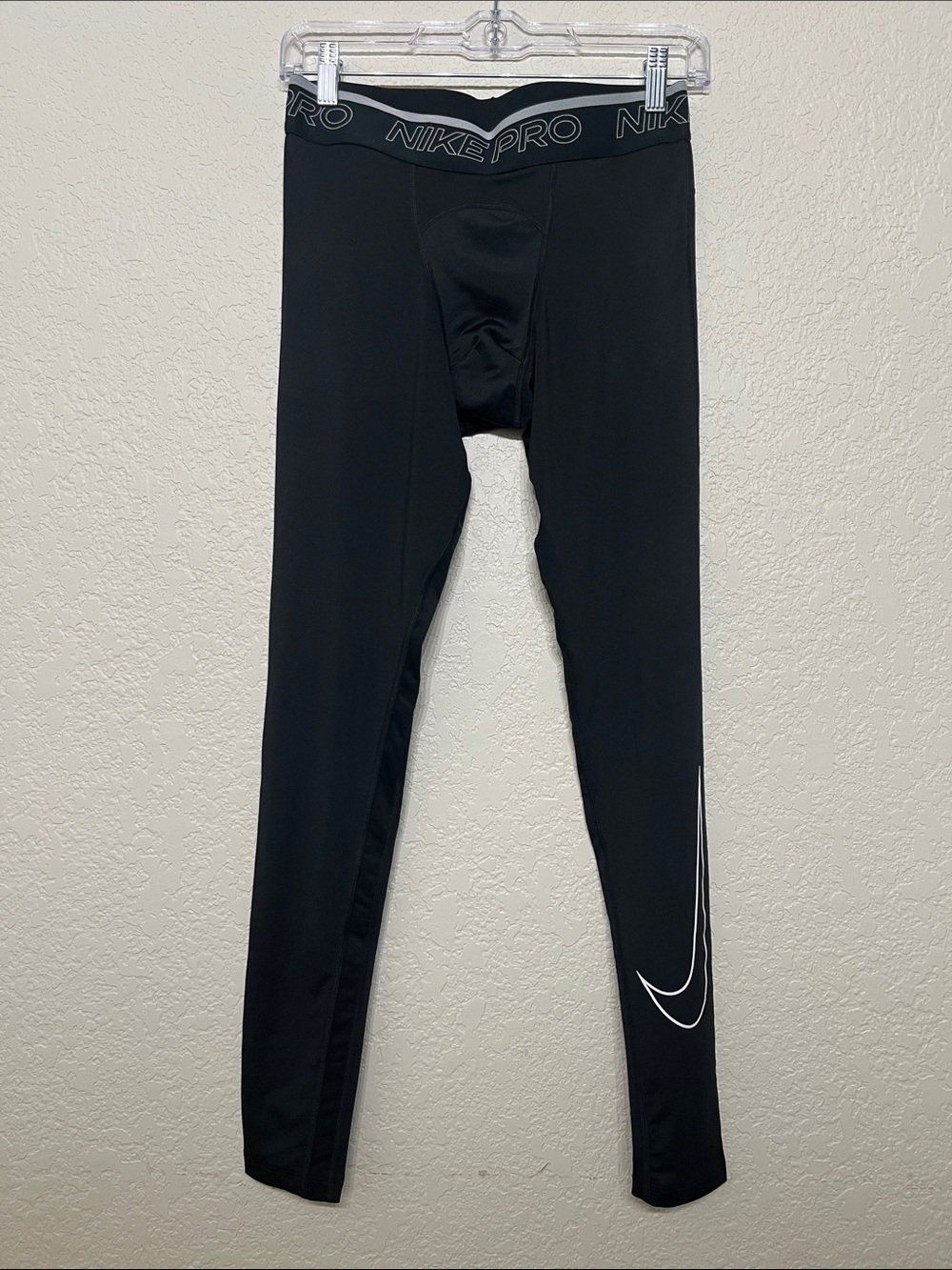 Nike Men’s Nike Pro DRI-FIT Black Active Leggings with White Swoosh